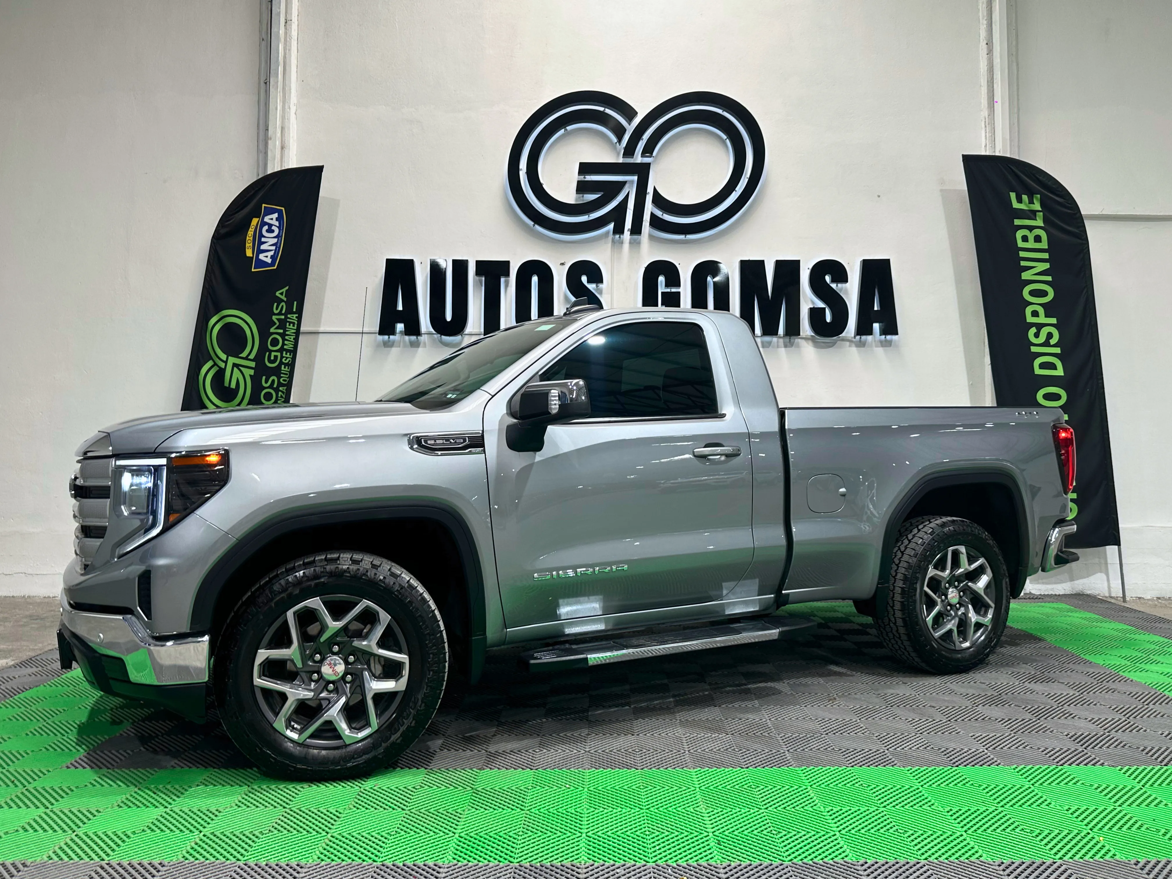 GMC Sierra SLE 4X4 2024