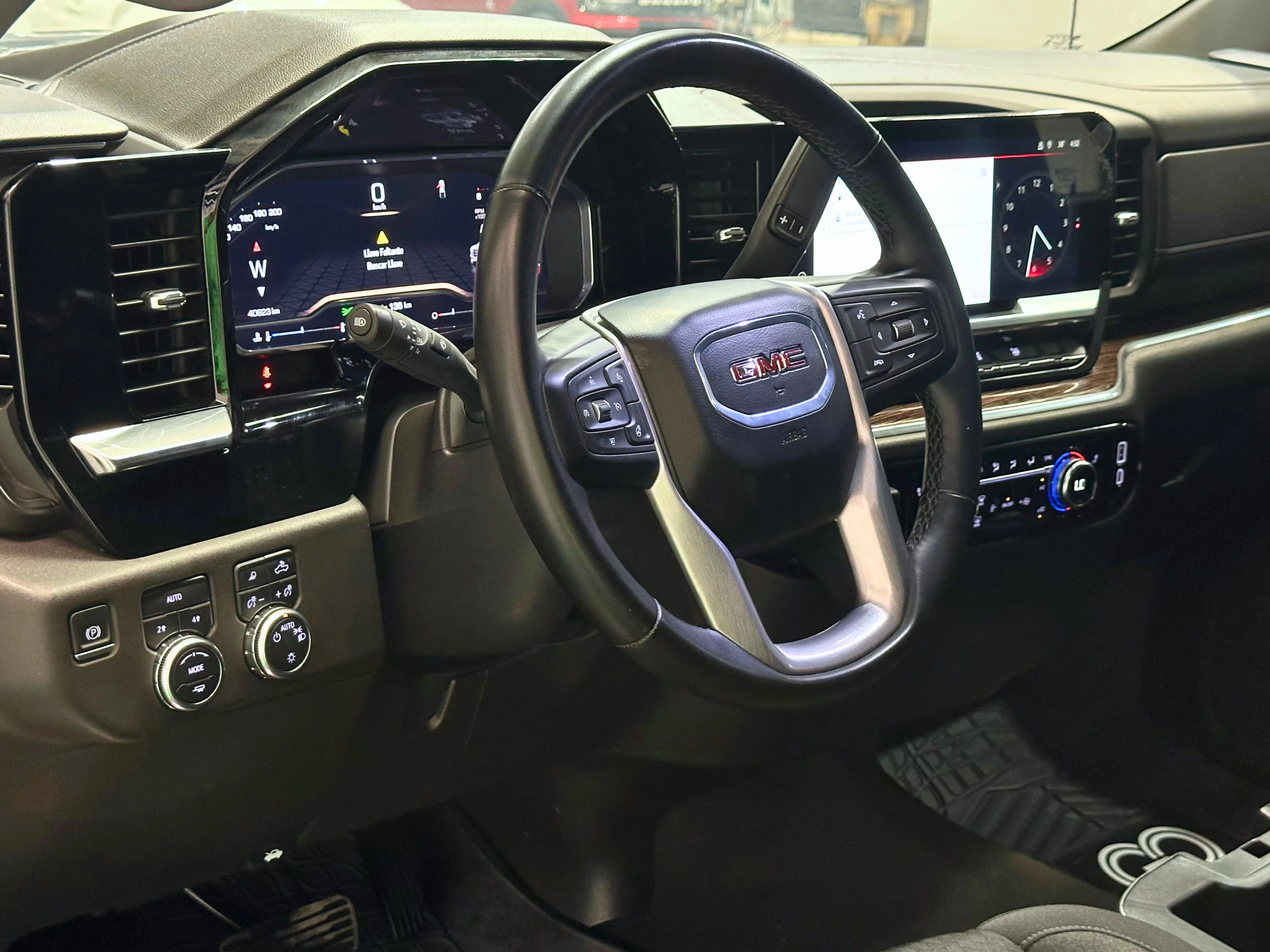 GMC Sierra SLE 4X4 2024