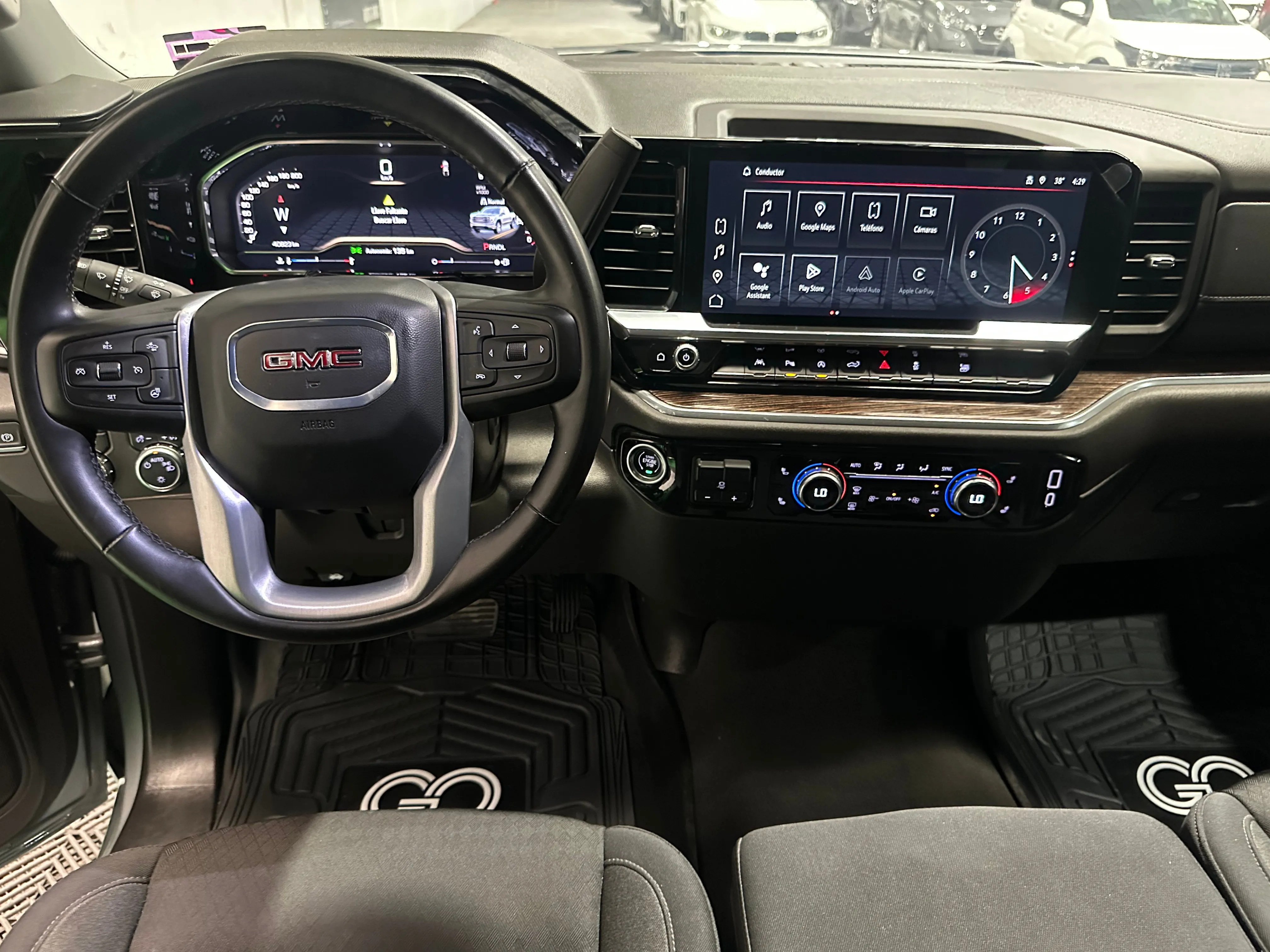 GMC Sierra SLE 4X4 2024
