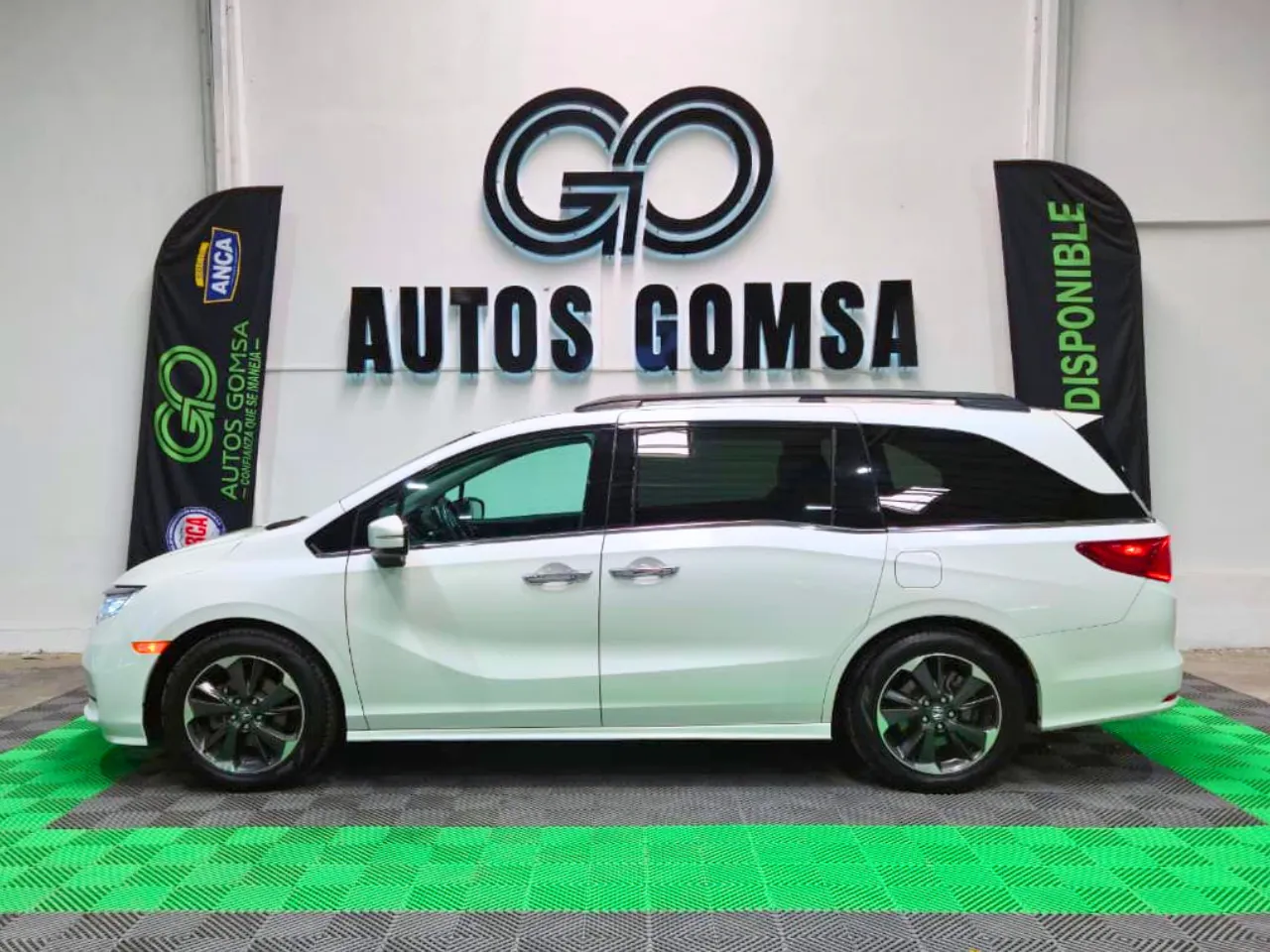 Honda Odyssey Touring 2024